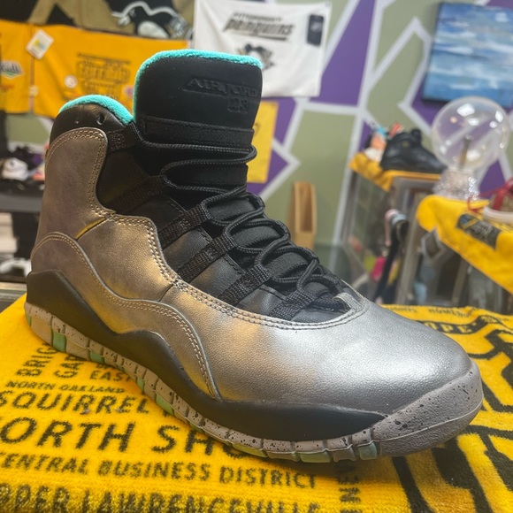 Worn Once Jordan 10 Lady Liberty - Picture 2 of 4